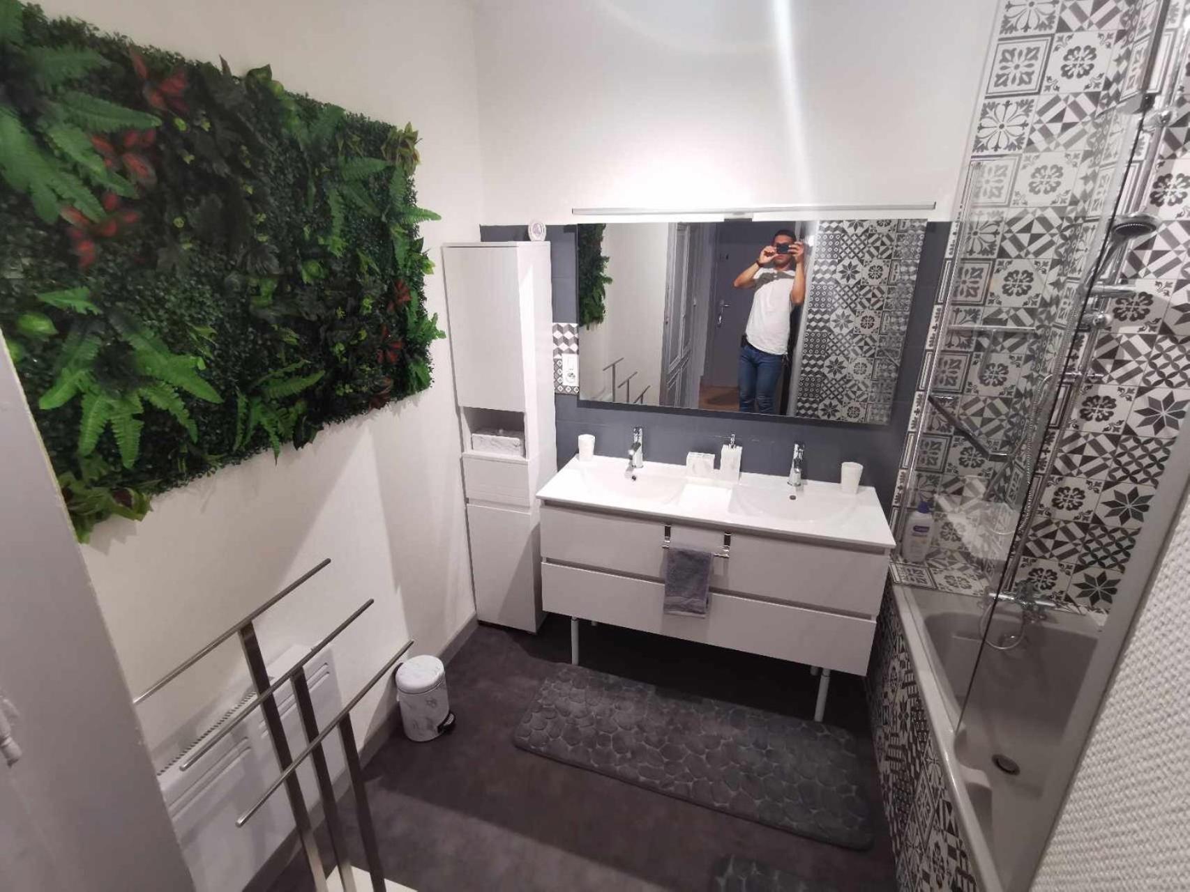 Bel Appartement De 1 A 7 Personnes Ambert Exterior foto
